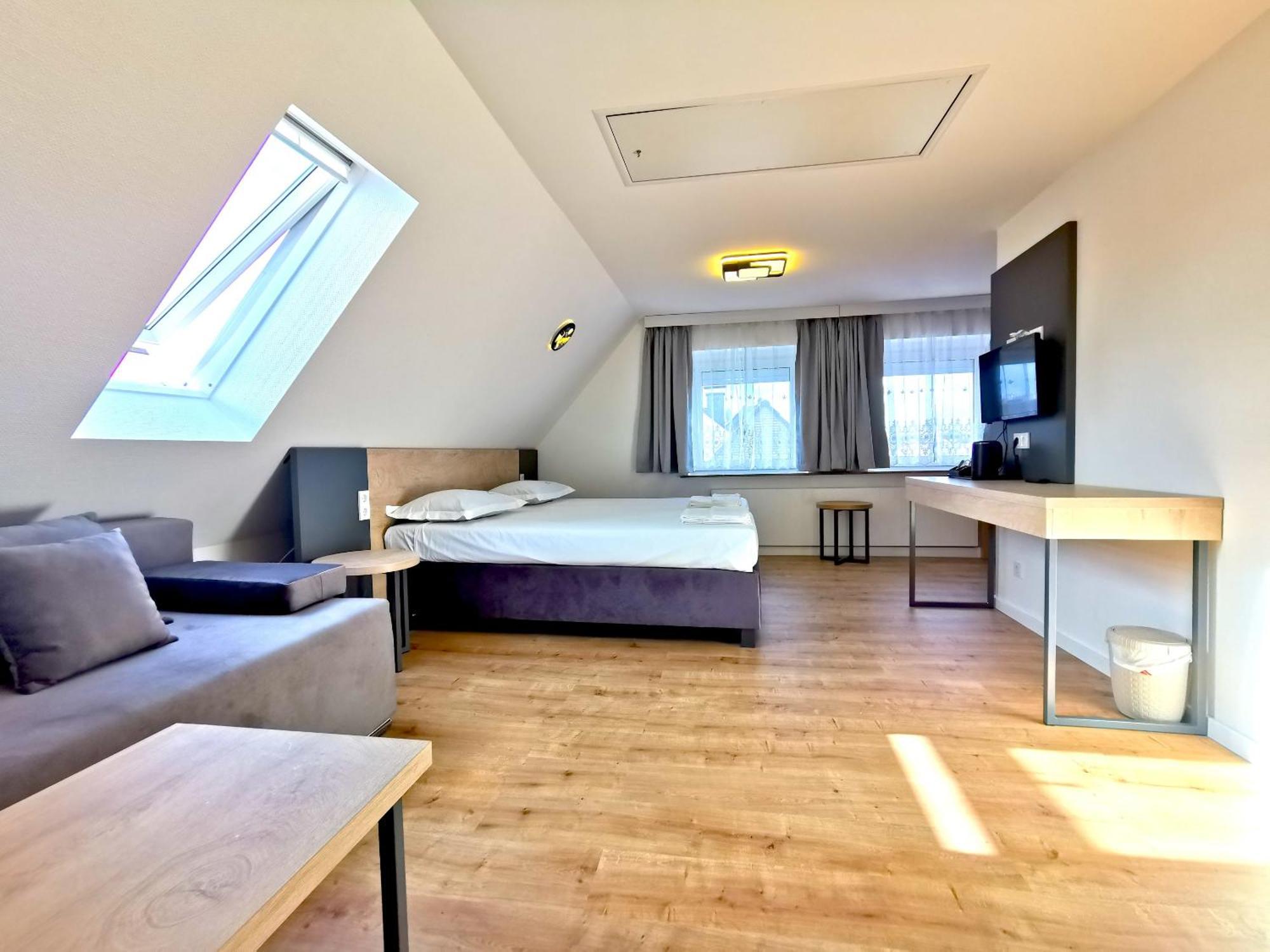דורמאגן Home Inn Hotel מראה חיצוני תמונה