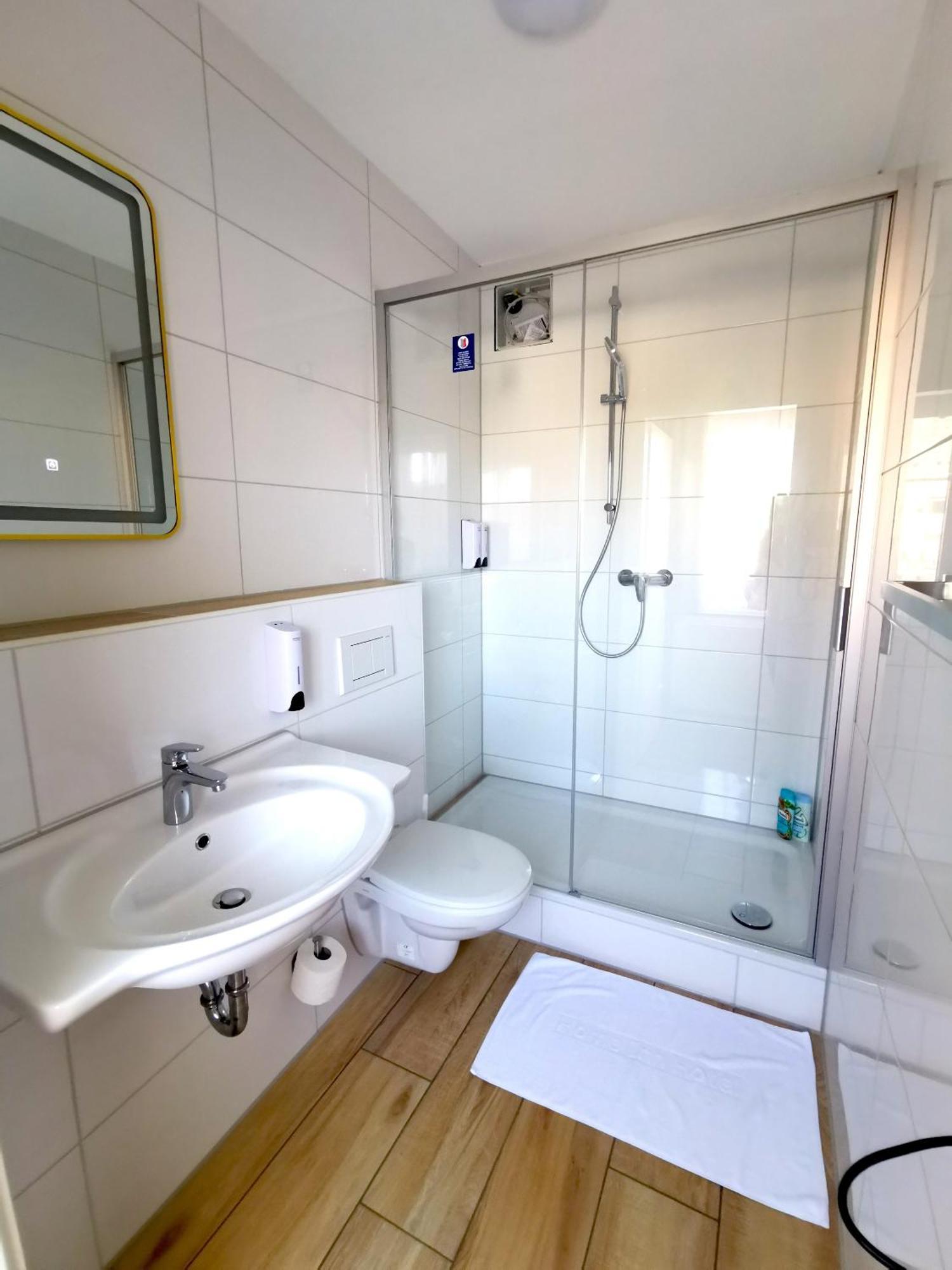דורמאגן Home Inn Hotel מראה חיצוני תמונה