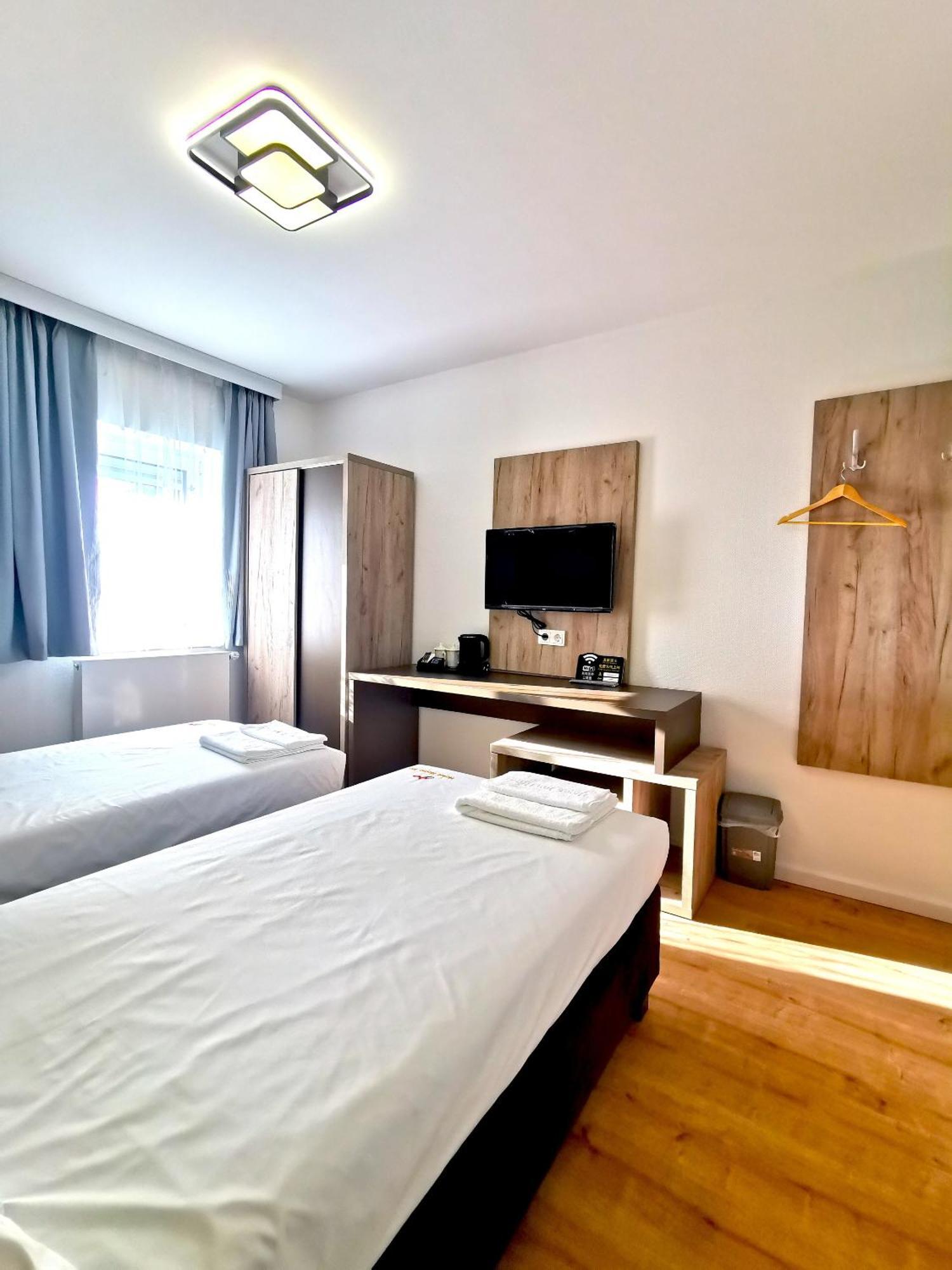 דורמאגן Home Inn Hotel מראה חיצוני תמונה