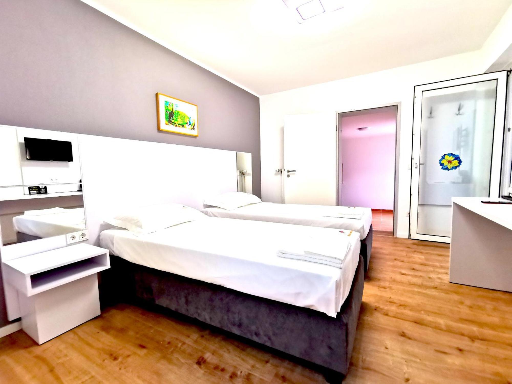 דורמאגן Home Inn Hotel מראה חיצוני תמונה