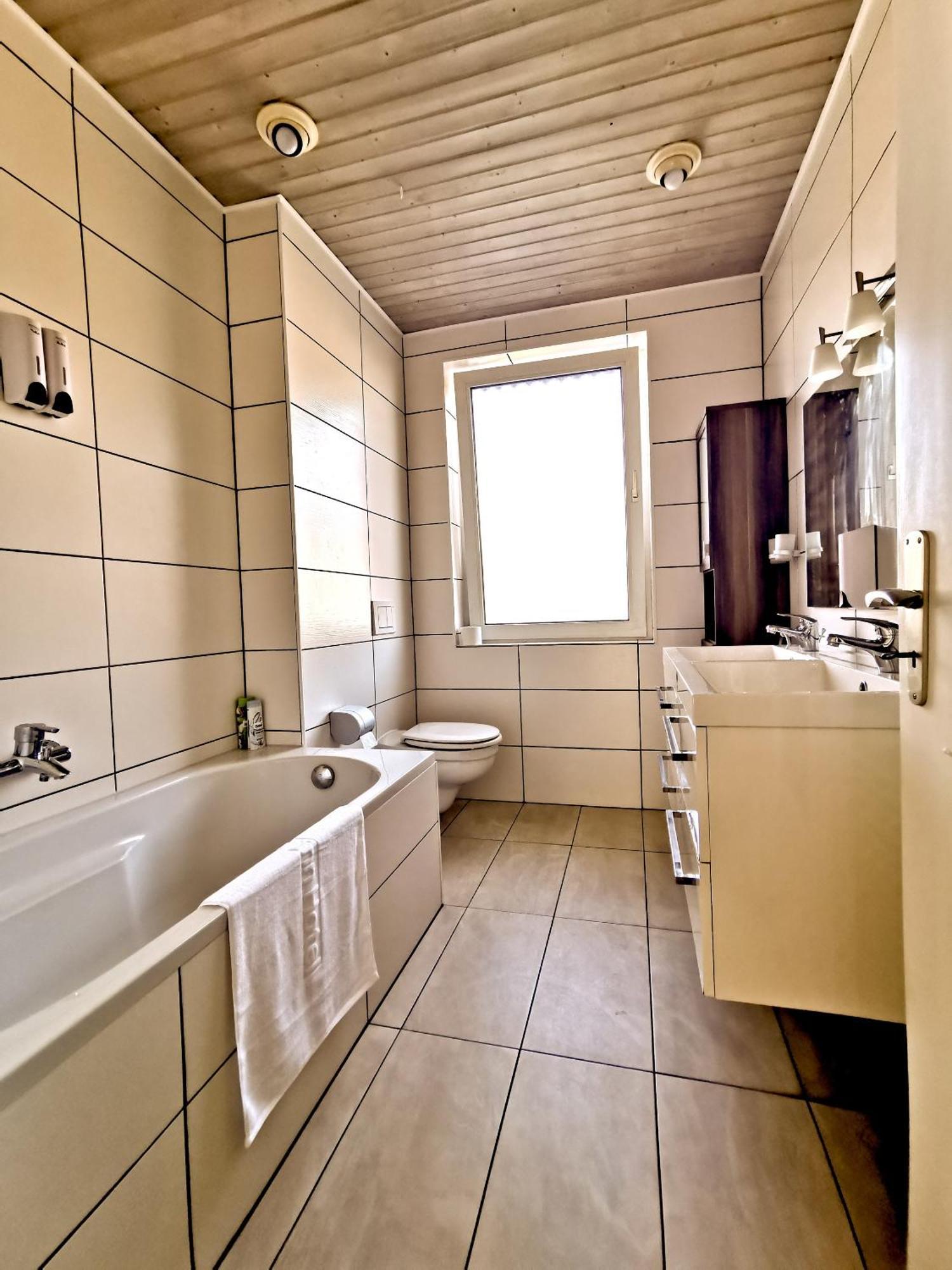 דורמאגן Home Inn Hotel חדר תמונה